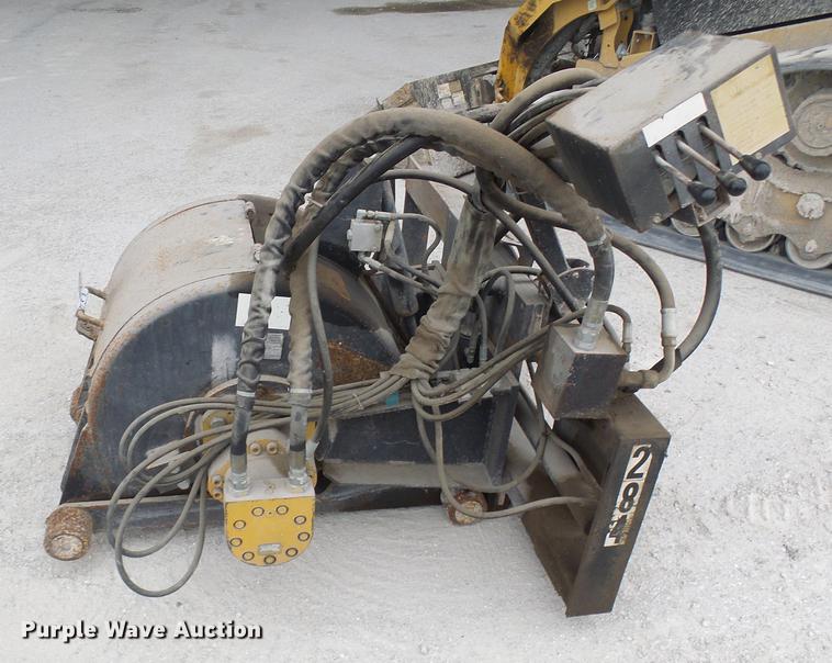 image for item DF7140 2007 Coneqtec Universal AP450 cold planer