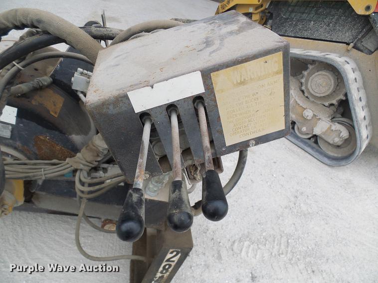 image for item DF7140 2007 Coneqtec Universal AP450 cold planer