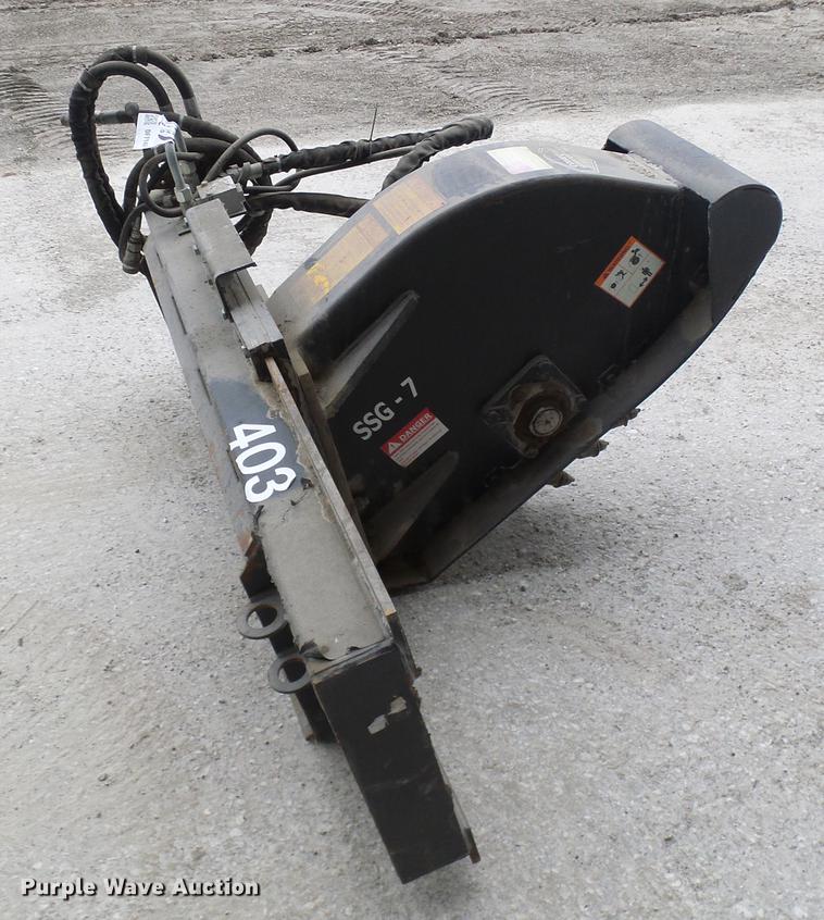 image for item DF7142 2012 Coneqtec Universal FS7220 rock saw