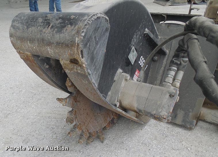 image for item DF7142 2012 Coneqtec Universal FS7220 rock saw