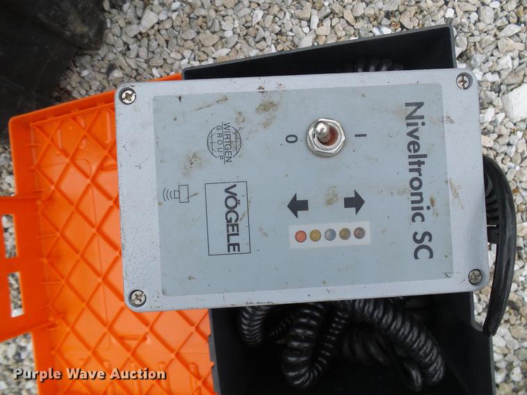 image for item DF7144 2007 Vogele Super 700 paver