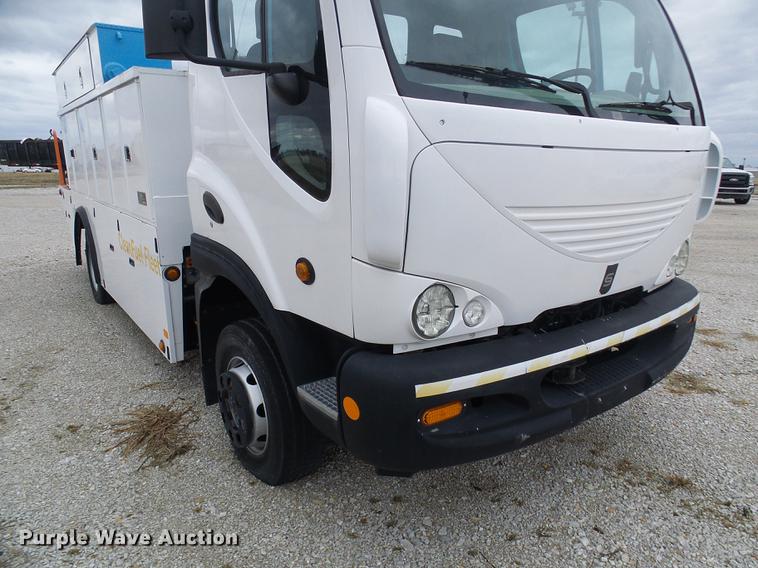 image for item DF7152 2010 Smith utility bed truck