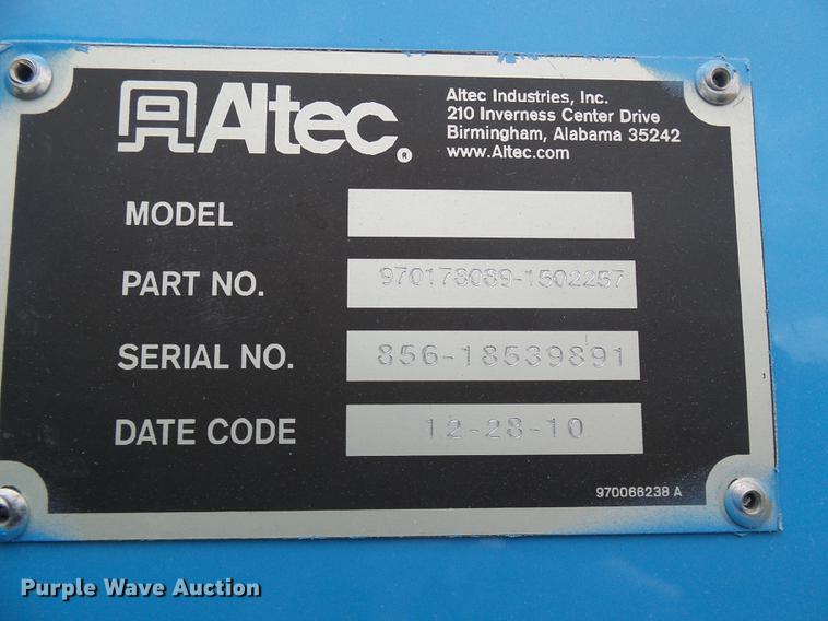 image for item DF7152 2010 Smith utility bed truck