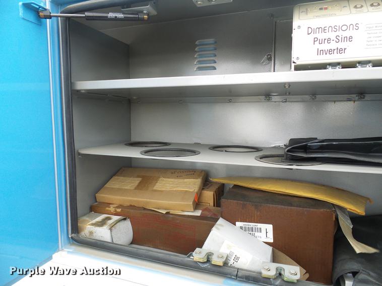 image for item DF7152 2010 Smith utility bed truck