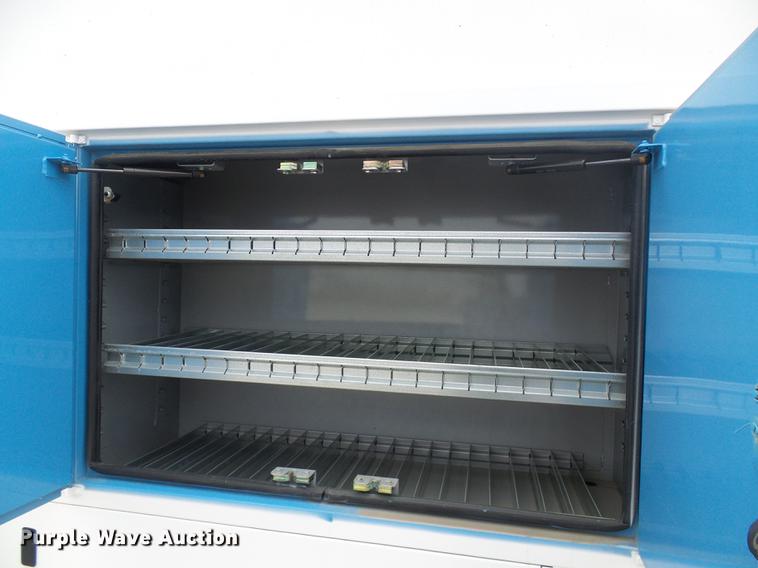 image for item DF7152 2010 Smith utility bed truck