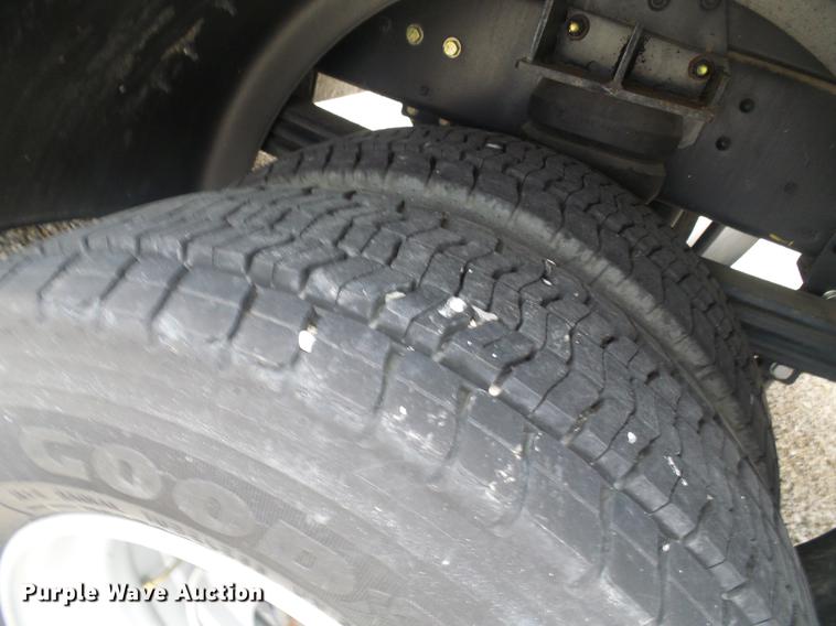 image for item DF7152 2010 Smith utility bed truck