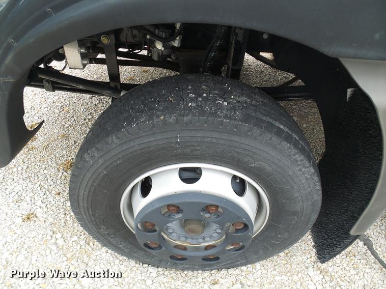 image for item DF7152 2010 Smith utility bed truck