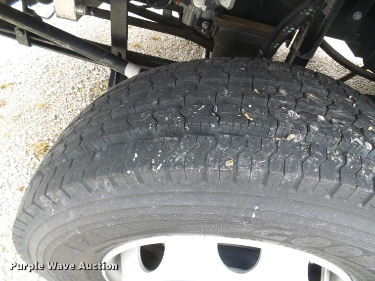 image for item DF7152 2010 Smith utility bed truck