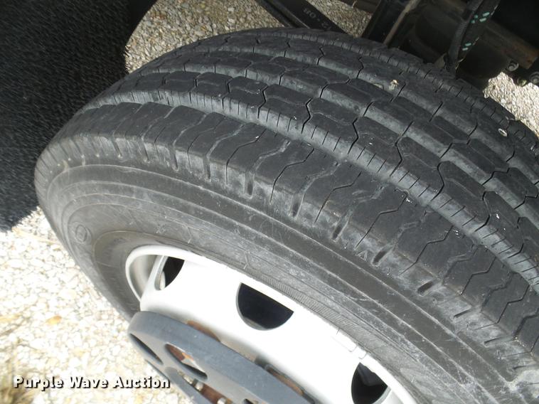 image for item DF7152 2010 Smith utility bed truck