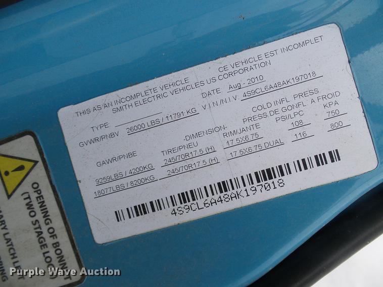 image for item DF7152 2010 Smith utility bed truck