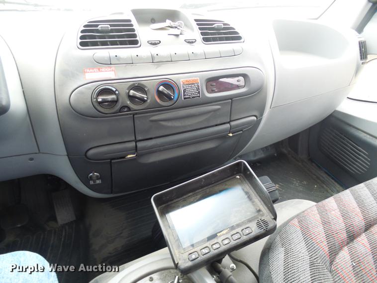 image for item DF7152 2010 Smith utility bed truck