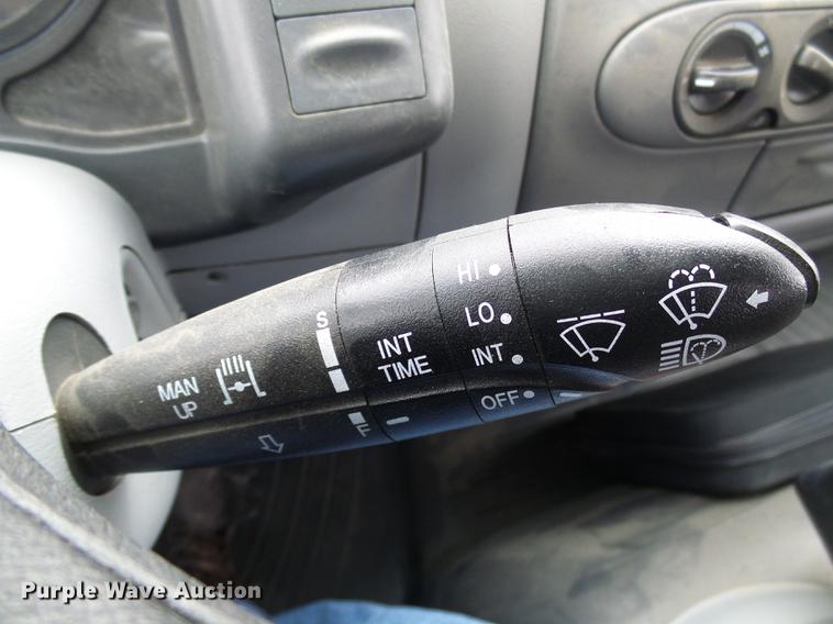 image for item DF7152 2010 Smith utility bed truck