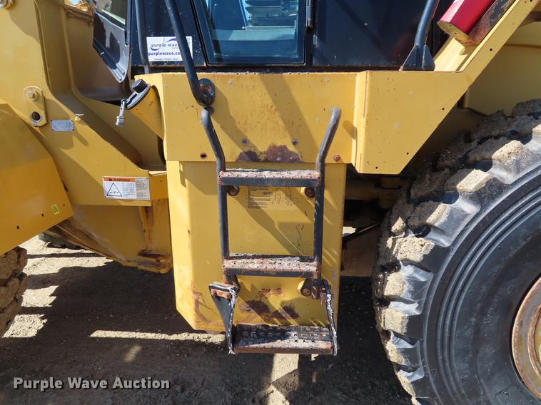 image for item DF7672 2002 Caterpillar 962G wheel loader