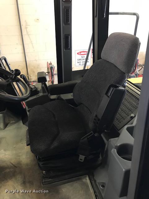 image for item DF7672 2002 Caterpillar 962G wheel loader