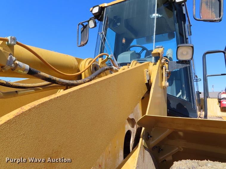 image for item DF7672 2002 Caterpillar 962G wheel loader