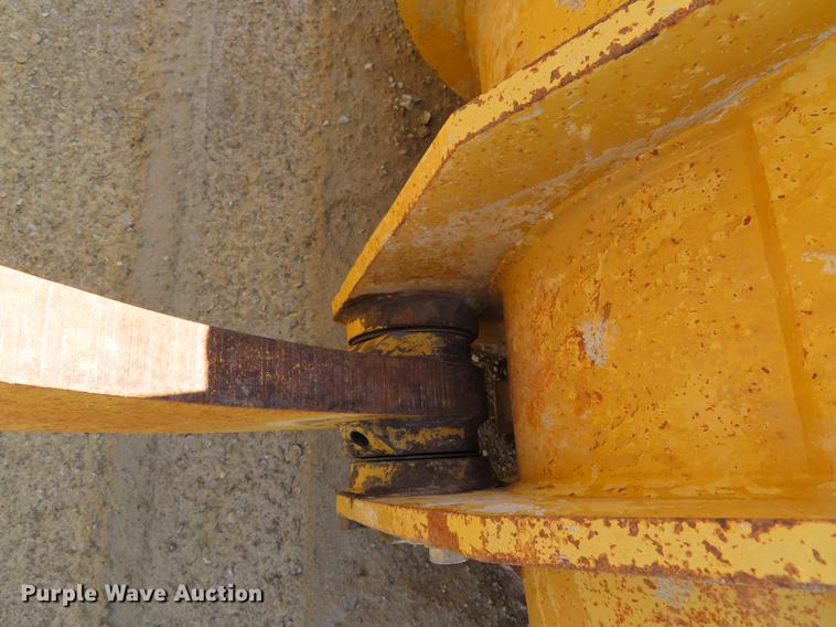 image for item DF7672 2002 Caterpillar 962G wheel loader