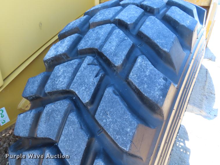 image for item DF7672 2002 Caterpillar 962G wheel loader