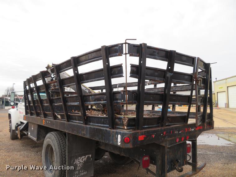 image for item DG3898 1992 Ford F700 flatbed truck with crane