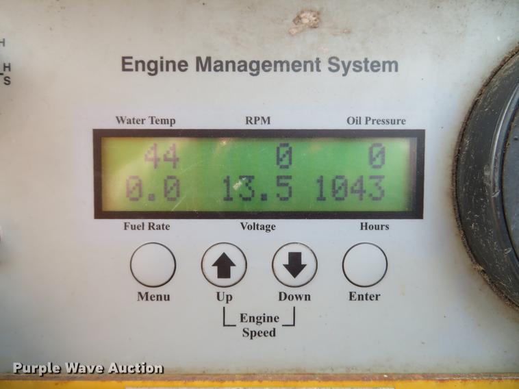 image for item DG3899 2007 Brush Bandit 200XP wood chipper