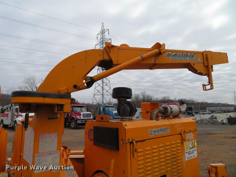 image for item DG3899 2007 Brush Bandit 200XP wood chipper