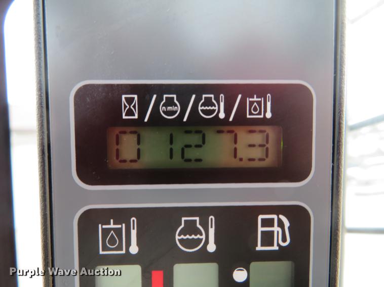 image for item DG3900 2014 Case SV250 skid steer