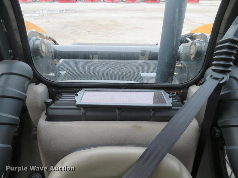 image for item DG3900 2014 Case SV250 skid steer