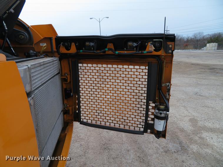 image for item DG3900 2014 Case SV250 skid steer