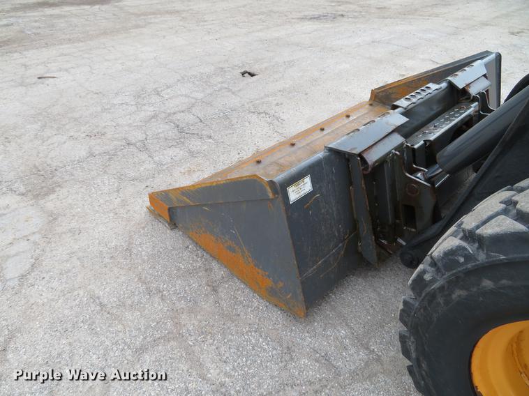 image for item DG3900 2014 Case SV250 skid steer