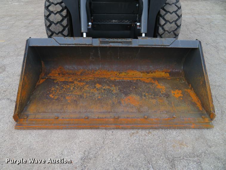image for item DG3900 2014 Case SV250 skid steer