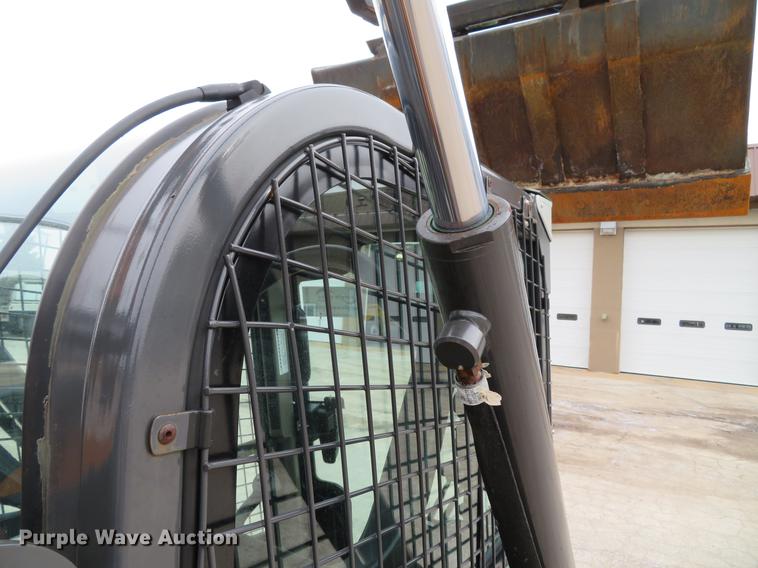 image for item DG3900 2014 Case SV250 skid steer