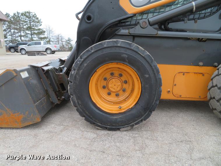 image for item DG3900 2014 Case SV250 skid steer