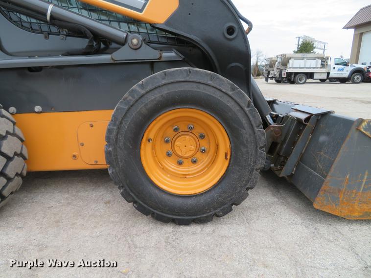 image for item DG3900 2014 Case SV250 skid steer