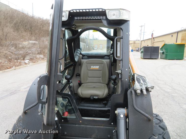 image for item DG3901 2014 Case SV250 skid steer