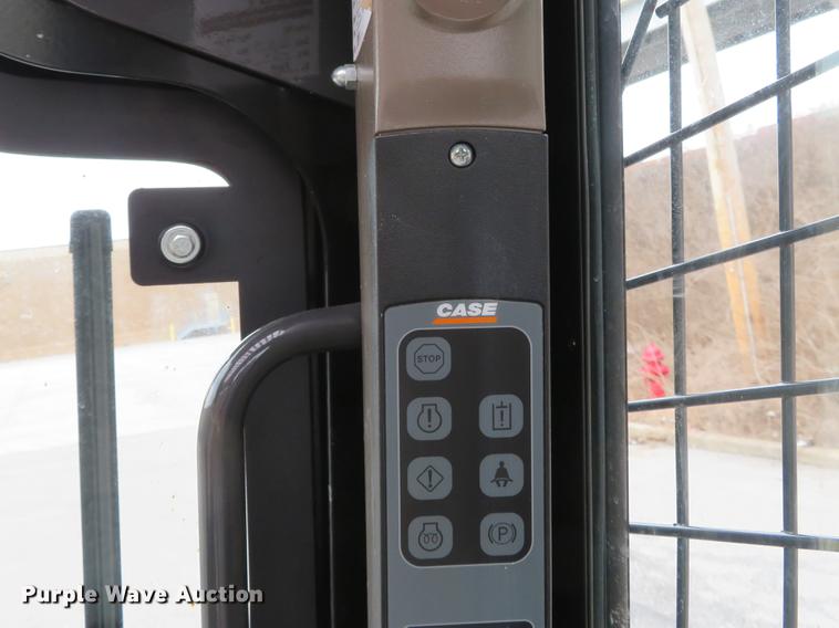 image for item DG3901 2014 Case SV250 skid steer
