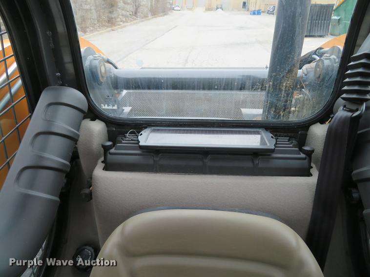 image for item DG3901 2014 Case SV250 skid steer