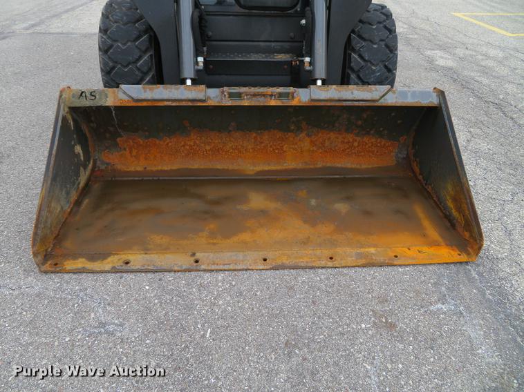 image for item DG3901 2014 Case SV250 skid steer