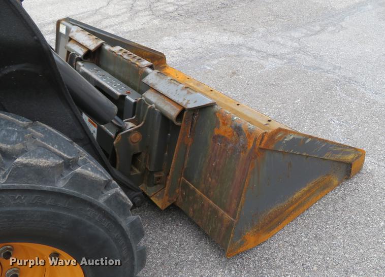image for item DG3901 2014 Case SV250 skid steer