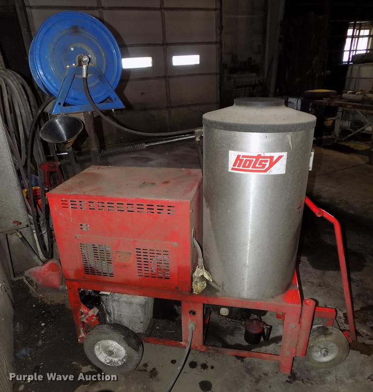 image for item DZ9648 2008 Hotsy 980SS pressure washer