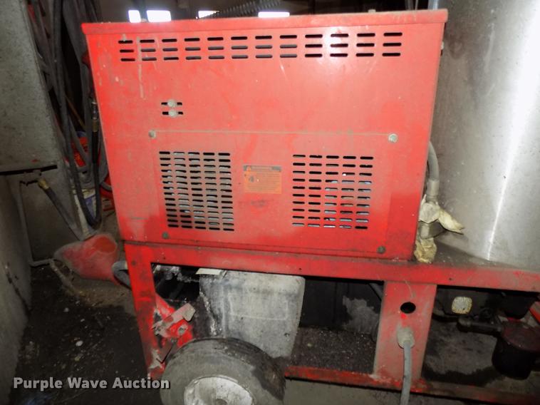 image for item DZ9648 2008 Hotsy 980SS pressure washer