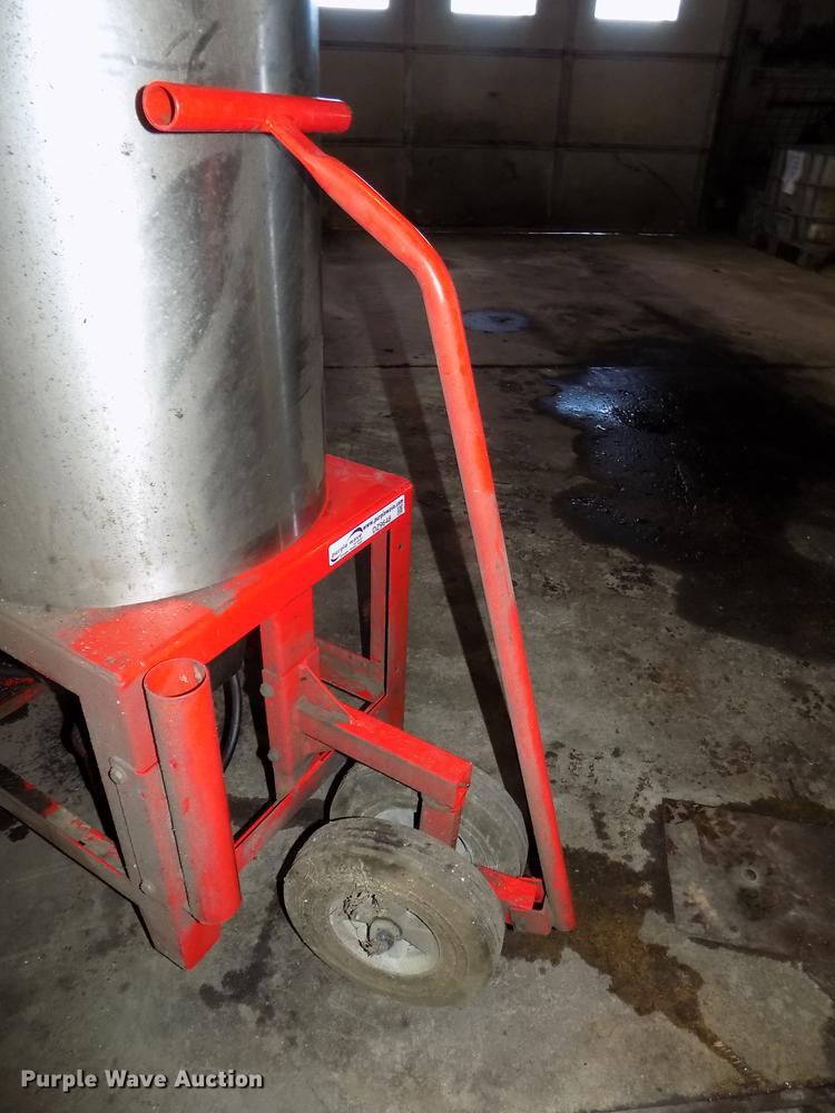 image for item DZ9648 2008 Hotsy 980SS pressure washer