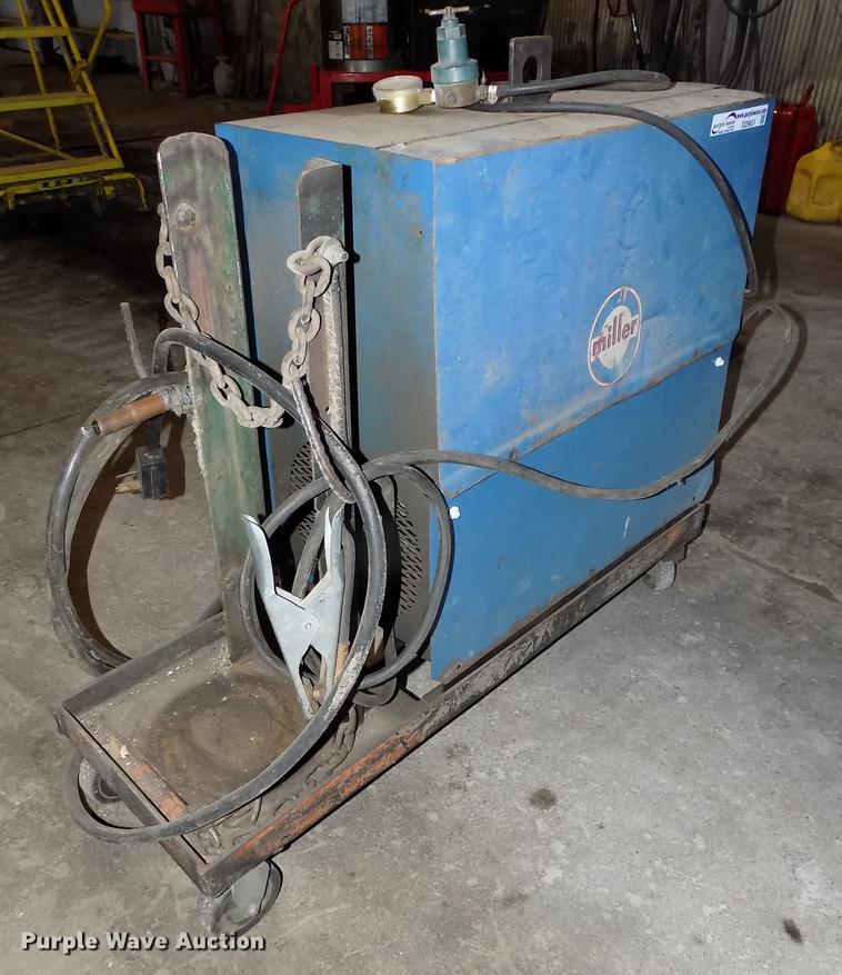 Miller Millermatic 35 wire feed welder in Lincoln, NE Item DZ9651