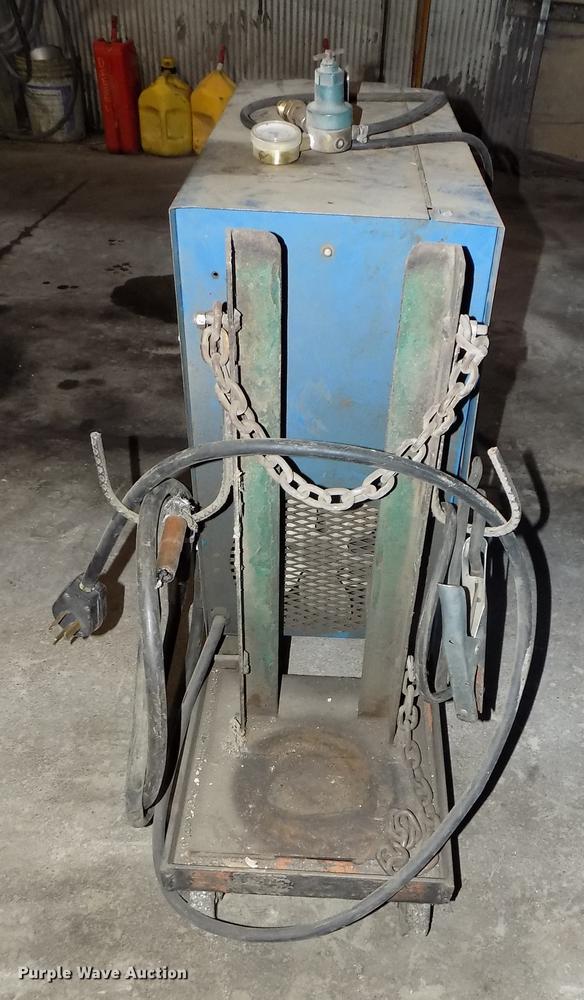 image for item DZ9651 Miller Millermatic 35 wire feed welder