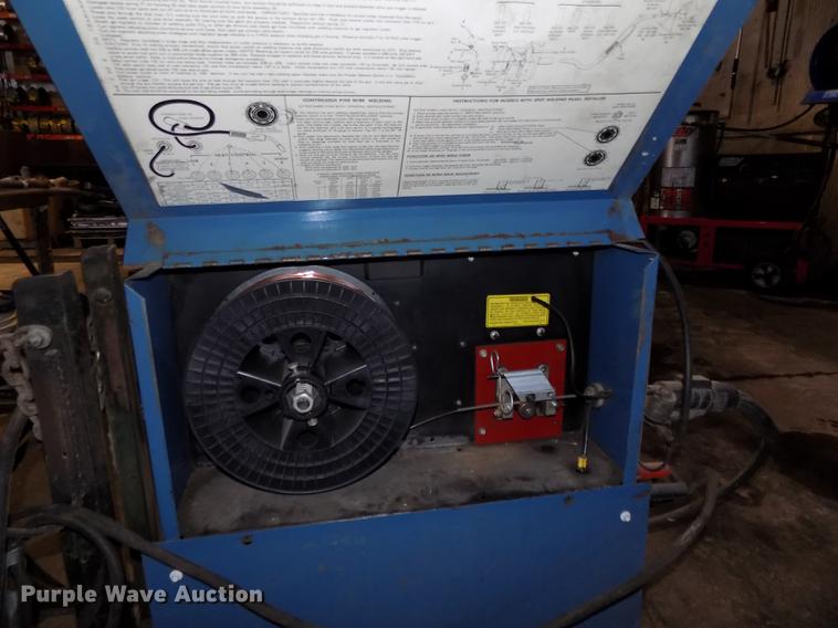 image for item DZ9651 Miller Millermatic 35 wire feed welder