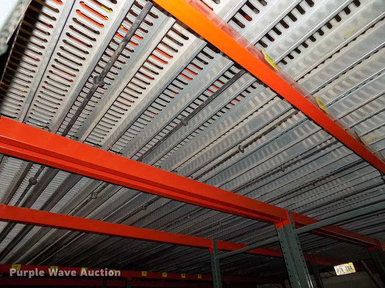 image for item DZ9660 Pallet racking