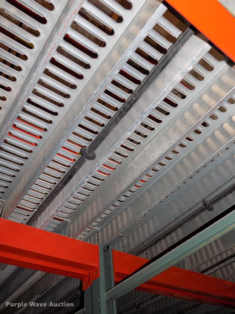 image for item DZ9660 Pallet racking