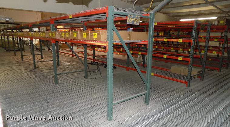image for item DZ9661 Pallet racking