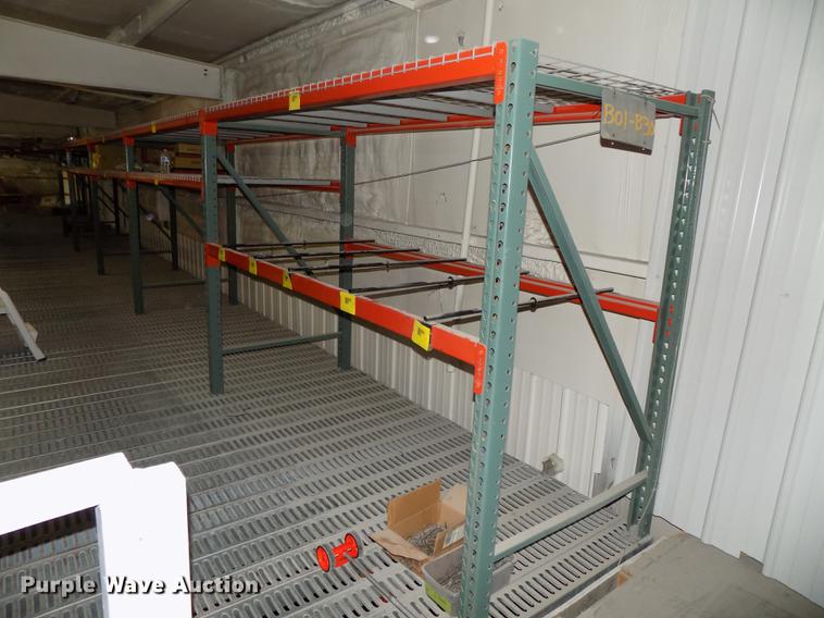 image for item DZ9661 Pallet racking