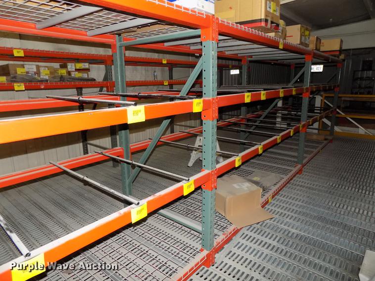image for item DZ9661 Pallet racking