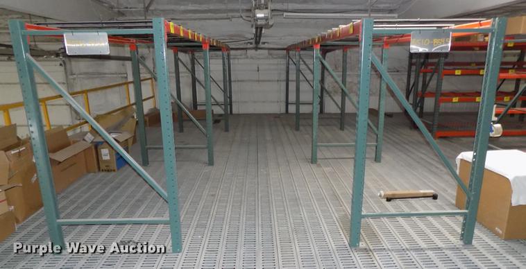 image for item DZ9661 Pallet racking
