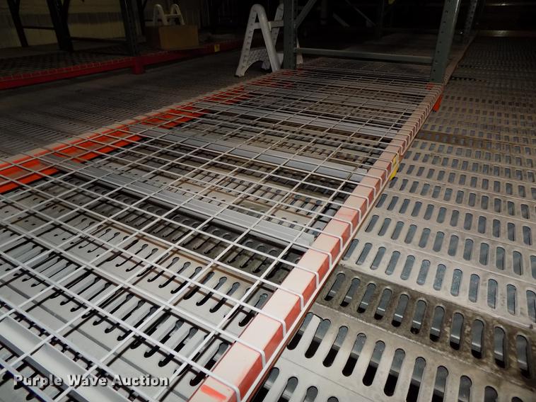 image for item DZ9661 Pallet racking